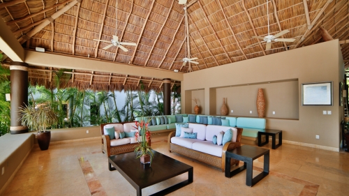 HDM Beachclub Lounge Area